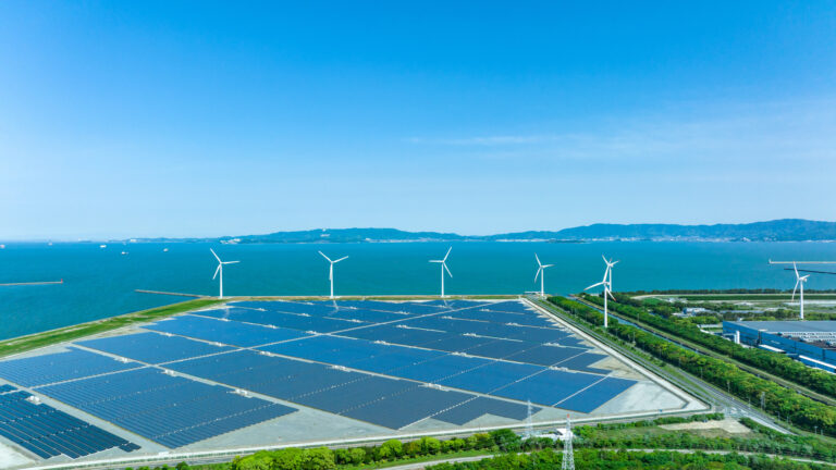 太陽光発電・風力発電・ドローン・空撮